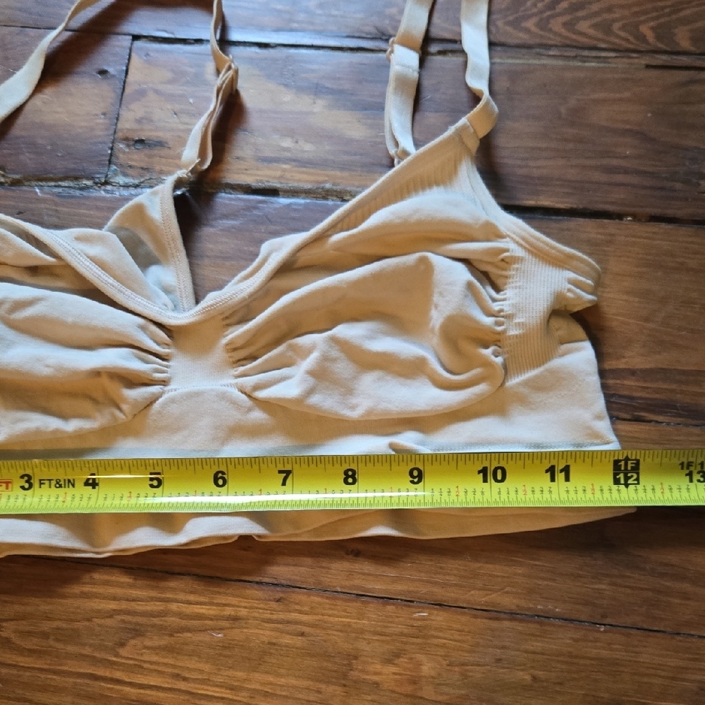 M SKIMS Cream Comfort Bra - Picture 4 of 5